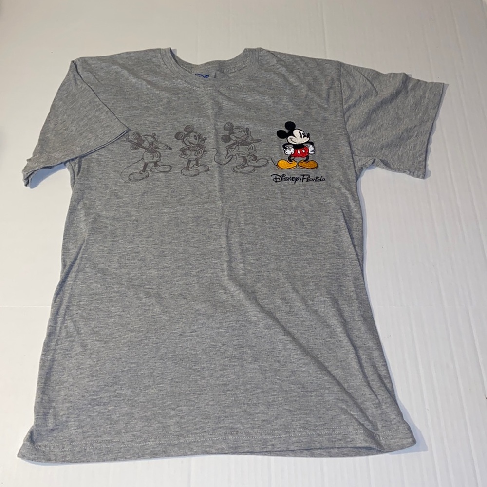 Disney Mickey Mouse Short Sleeve Medium T-Shirt